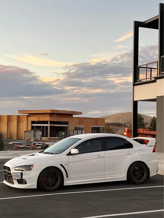 2010 Mitsubishi Lancer Evolution X 9th Gen - Image 8 of 17