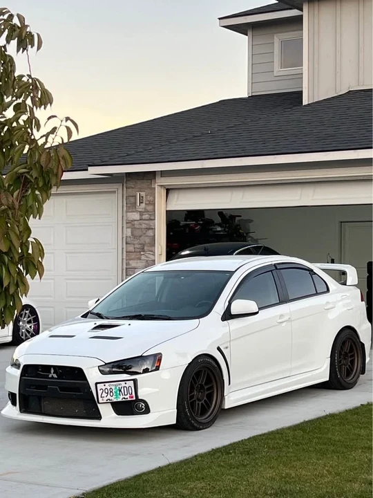 2010 Mitsubishi Lancer Evolution X 9th Gen - Image 2 of 17
