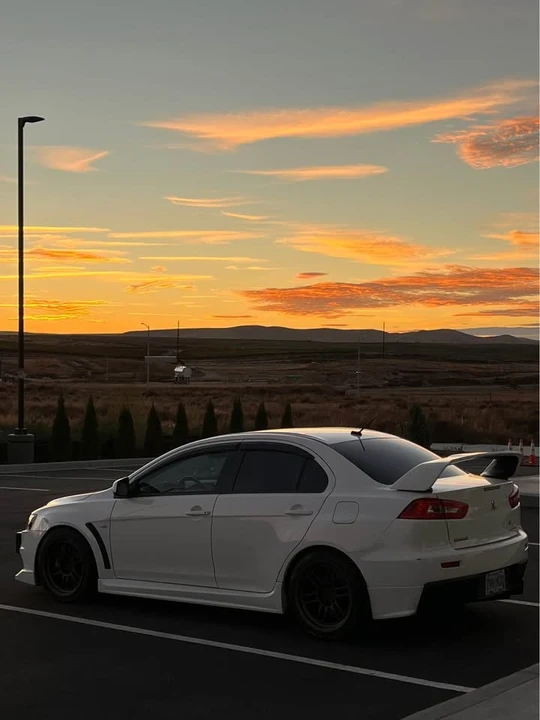2010 Mitsubishi Lancer Evolution X 9th Gen - Image 9 of 17