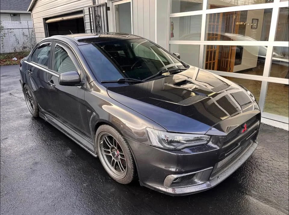 2010 Mitsubishi Lancer Evolution X 9th Gen - Image 2 of 20