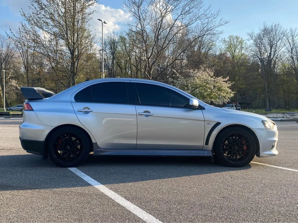 2010 Mitsubishi Lancer - Image 3 of 14