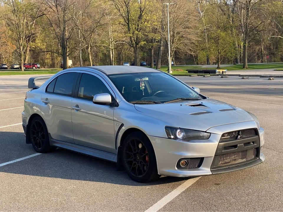 2010 Mitsubishi Lancer - Image 2 of 14