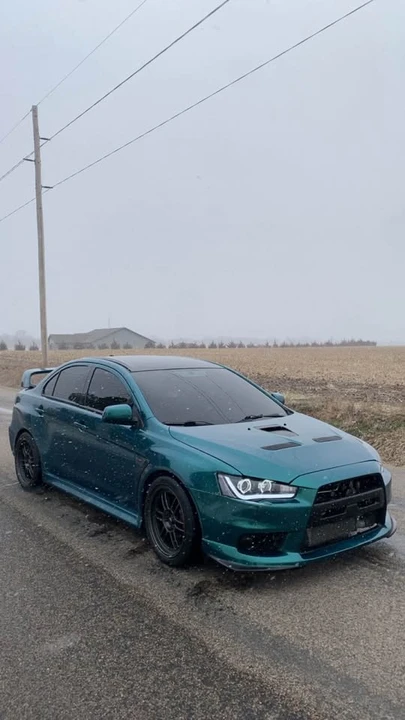 2010 Mitsubishi Lancer Evolution X 9th Gen - Image 2 of 13