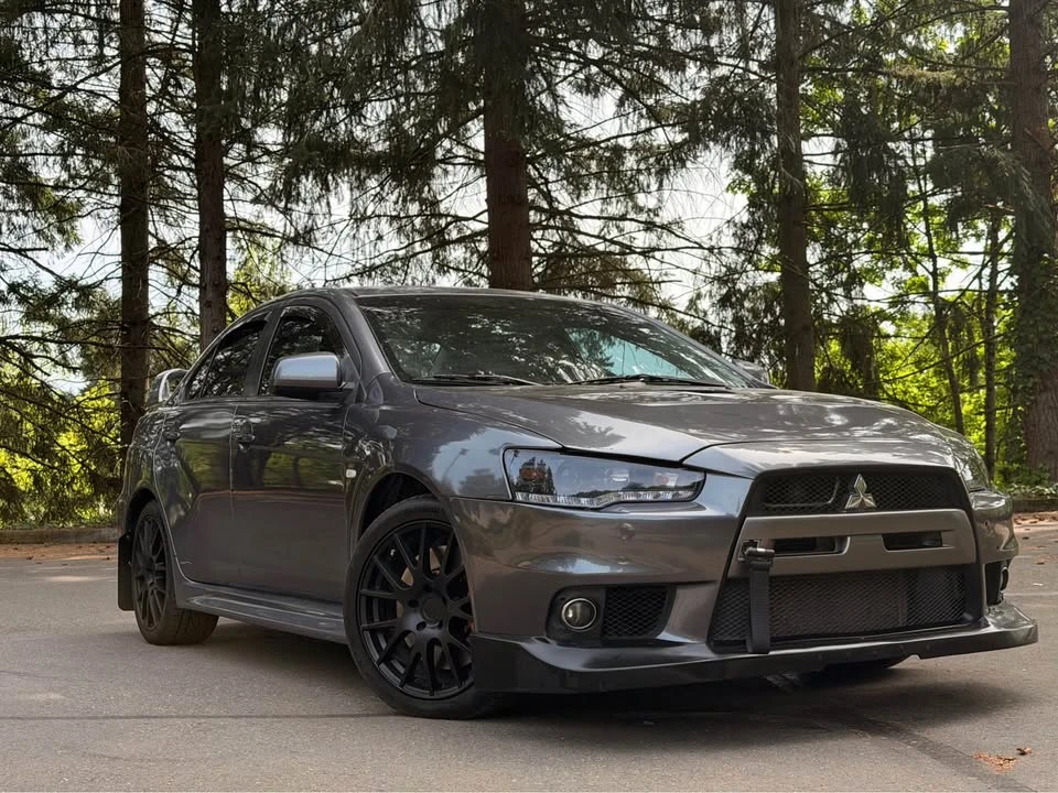 2010 Mitsubishi Lancer Evolution X 9th Gen - Image 2 of 20
