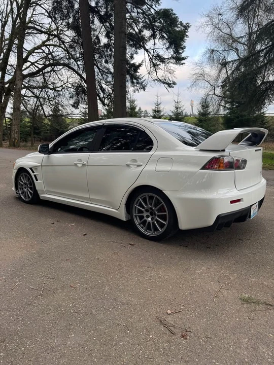 2010 Mitsubishi Lancer Evolution X 9th Gen - Image 5 of 8