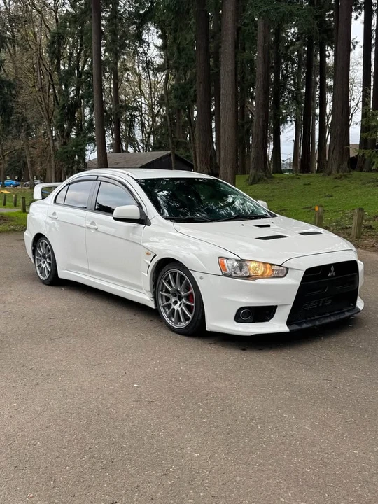 2010 Mitsubishi Lancer Evolution X 9th Gen - Image 3 of 8