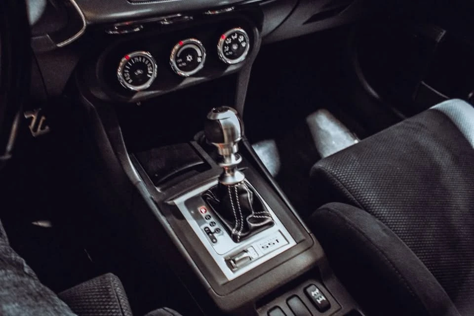 2010 Mitsubishi Lancer Evolution X 9th Gen - Image 15 of 17
