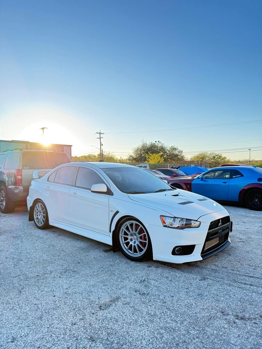 2010 Mitsubishi Lancer Evolution X 9th Gen - Image 16 of 31