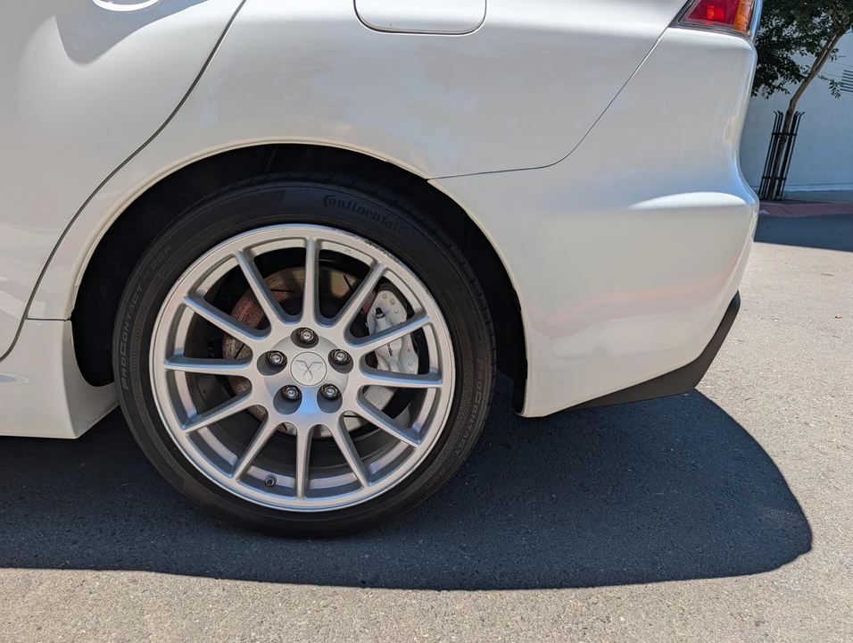 2010 Mitsubishi Lancer Evolution X 9th Gen - Image 23 of 31
