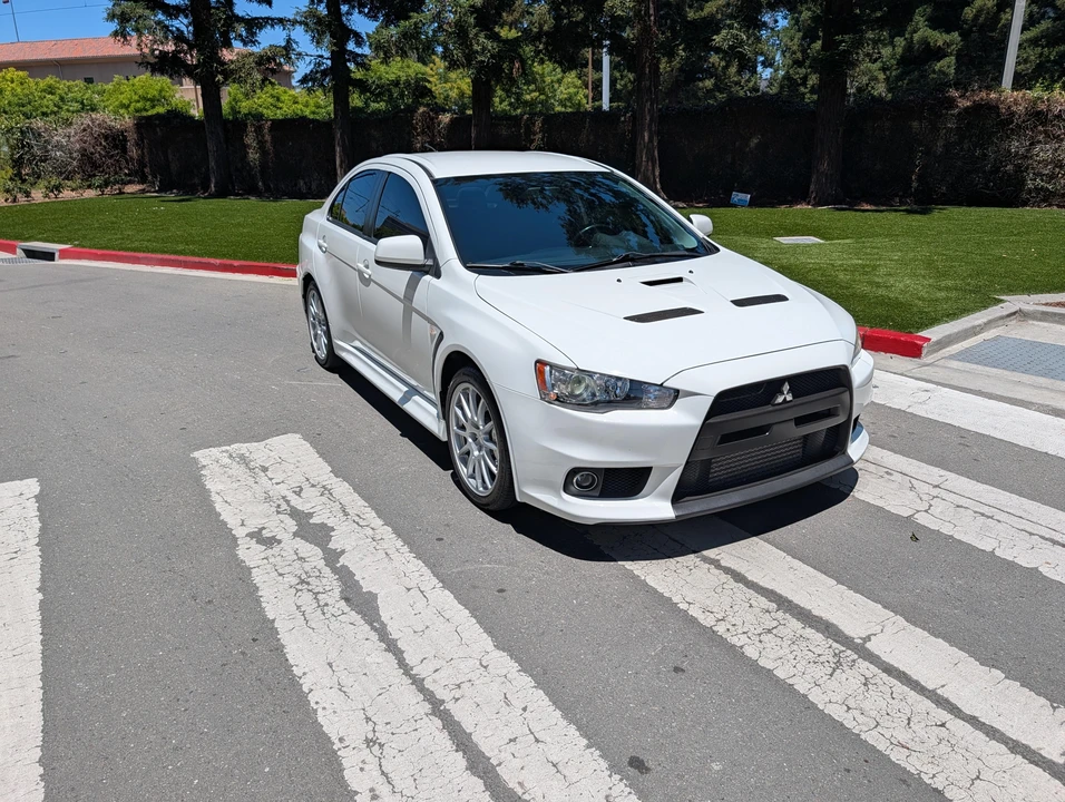 2010 Mitsubishi Lancer Evolution X 9th Gen - Image 13 of 31