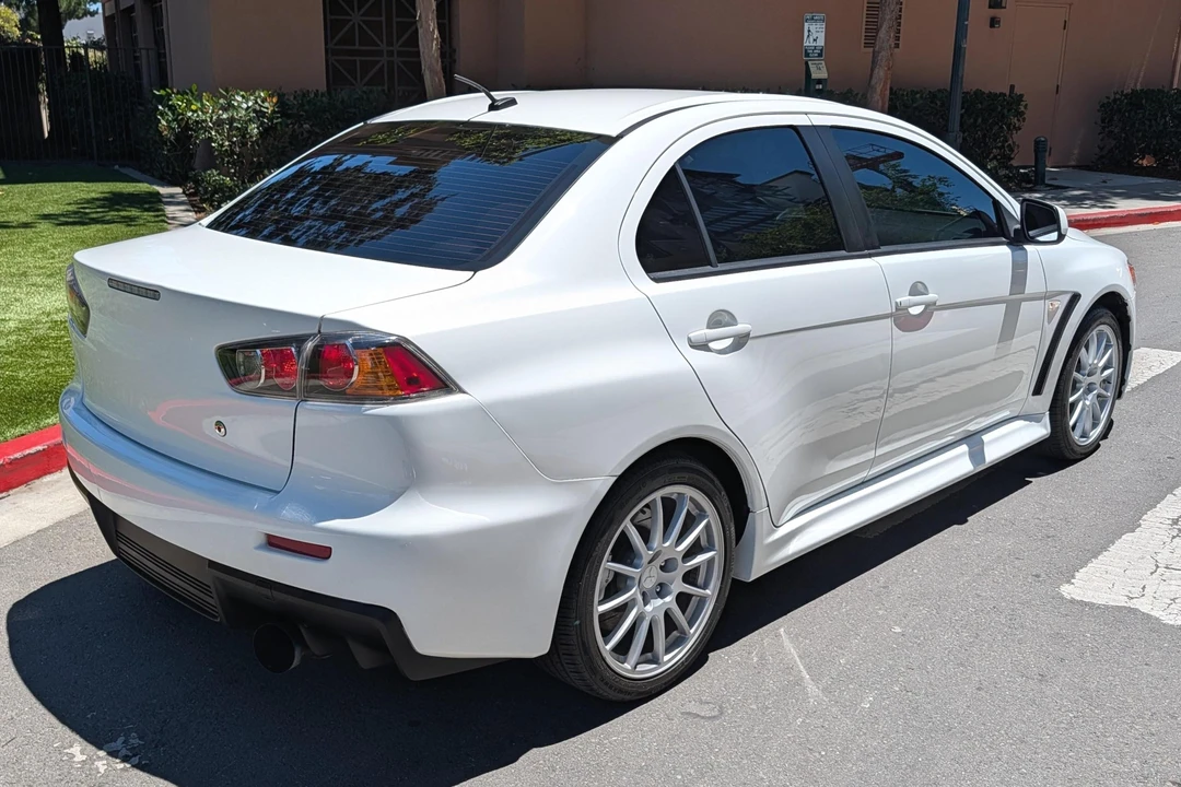 2010 Mitsubishi Lancer Evolution X 9th Gen - Image 4 of 31