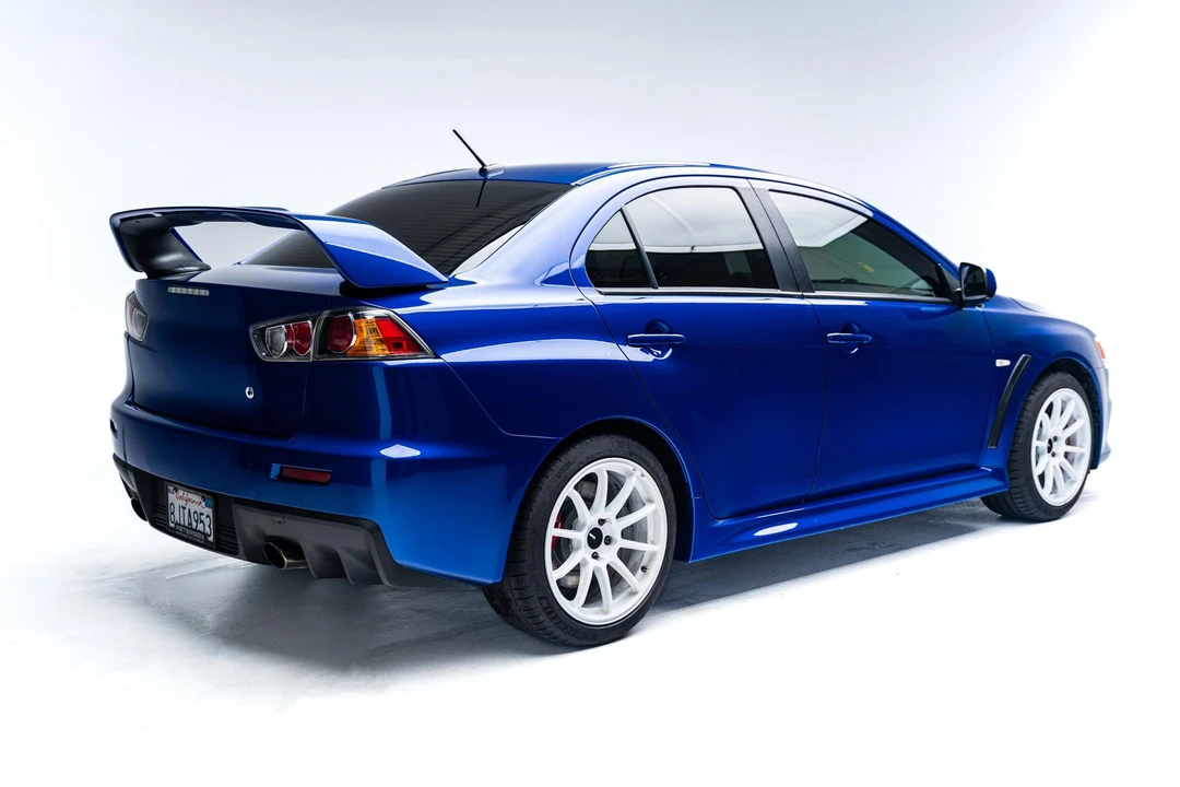 2010 Mitsubishi Lancer Evolution X 9th Gen - Image 7 of 31