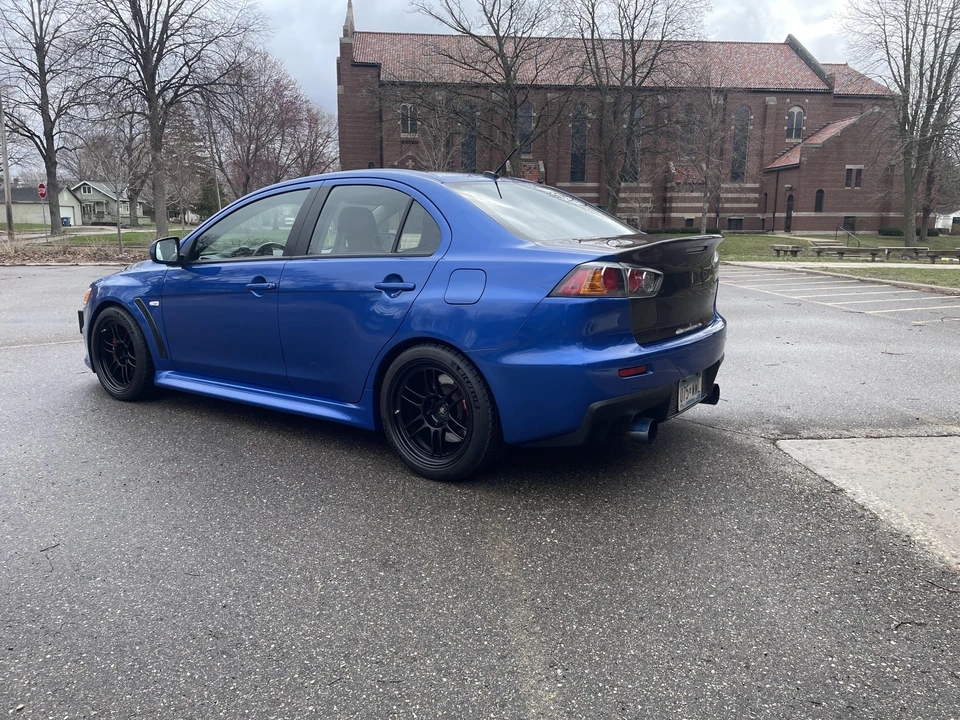 2010 Mitsubishi Lancer Evolution X 9th Gen - Image 10 of 31