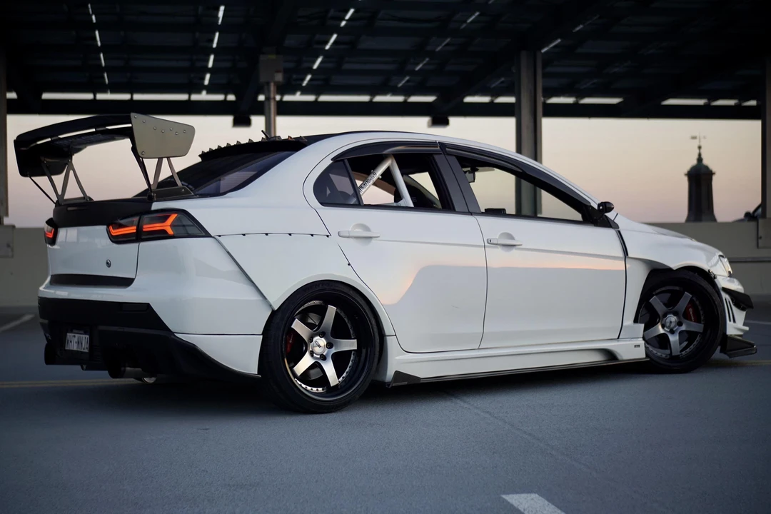 2010 Mitsubishi Lancer Evolution X 9th Gen - Image 4 of 29