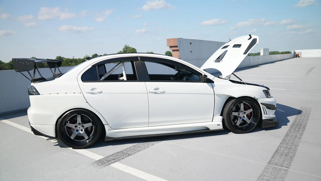 2010 Mitsubishi Lancer Evolution X 9th Gen - Image 23 of 29