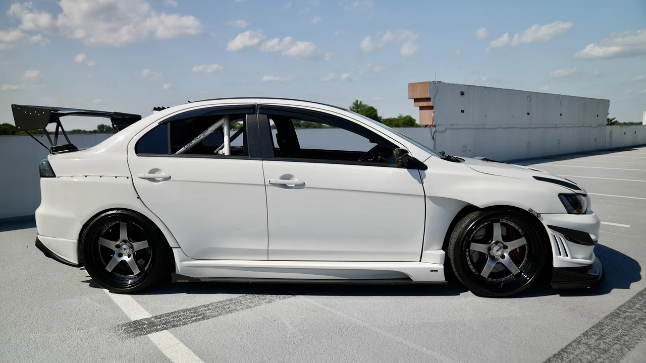 2010 Mitsubishi Lancer Evolution X 9th Gen - Image 26 of 29