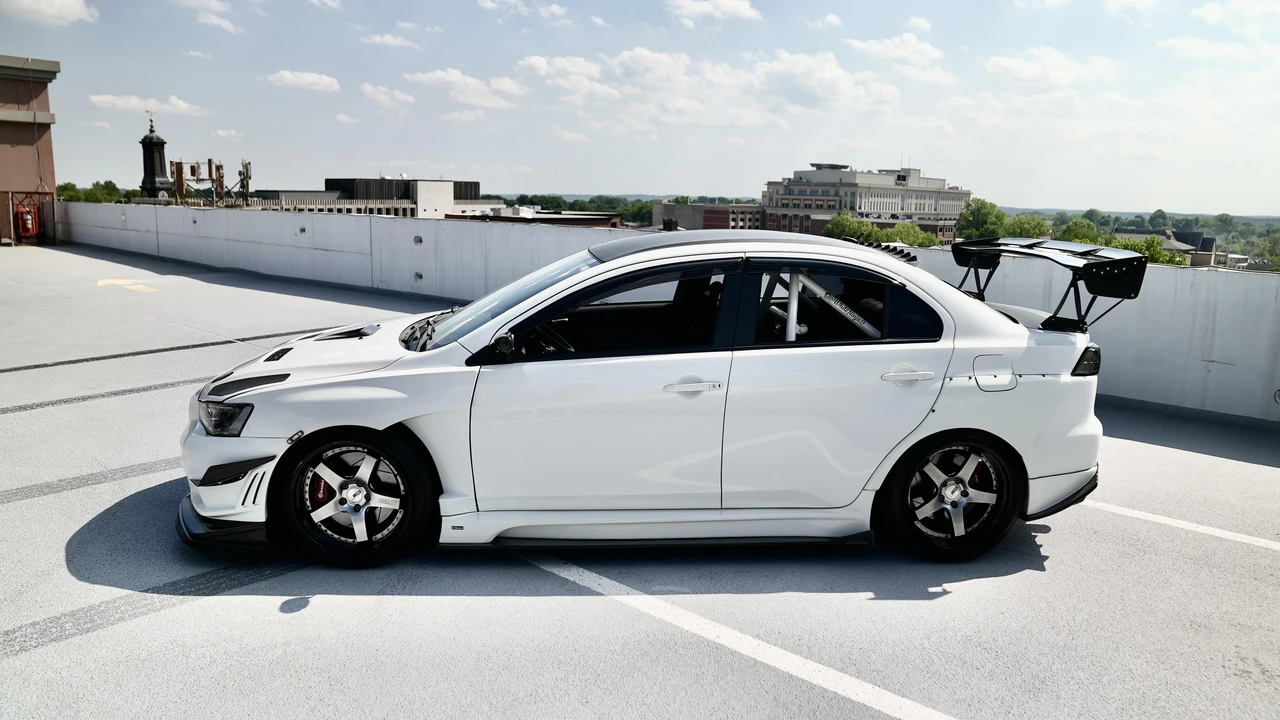 2010 Mitsubishi Lancer Evolution X 9th Gen - Image 17 of 29