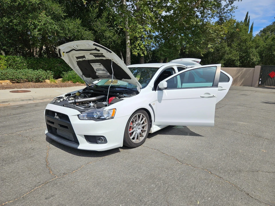 2010 Mitsubishi Lancer Evolution X 9th Gen - Image 17 of 31