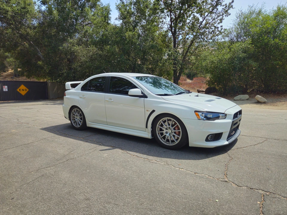 2010 Mitsubishi Lancer Evolution X 9th Gen - Image 11 of 31