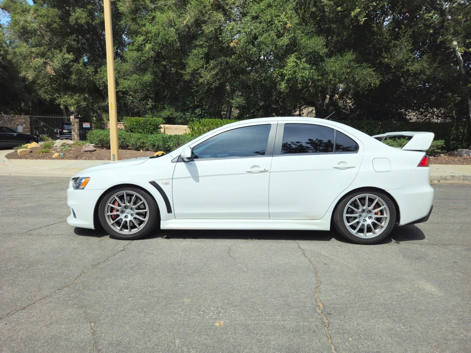 2010 Mitsubishi Lancer Evolution X 9th Gen - Image 7 of 31