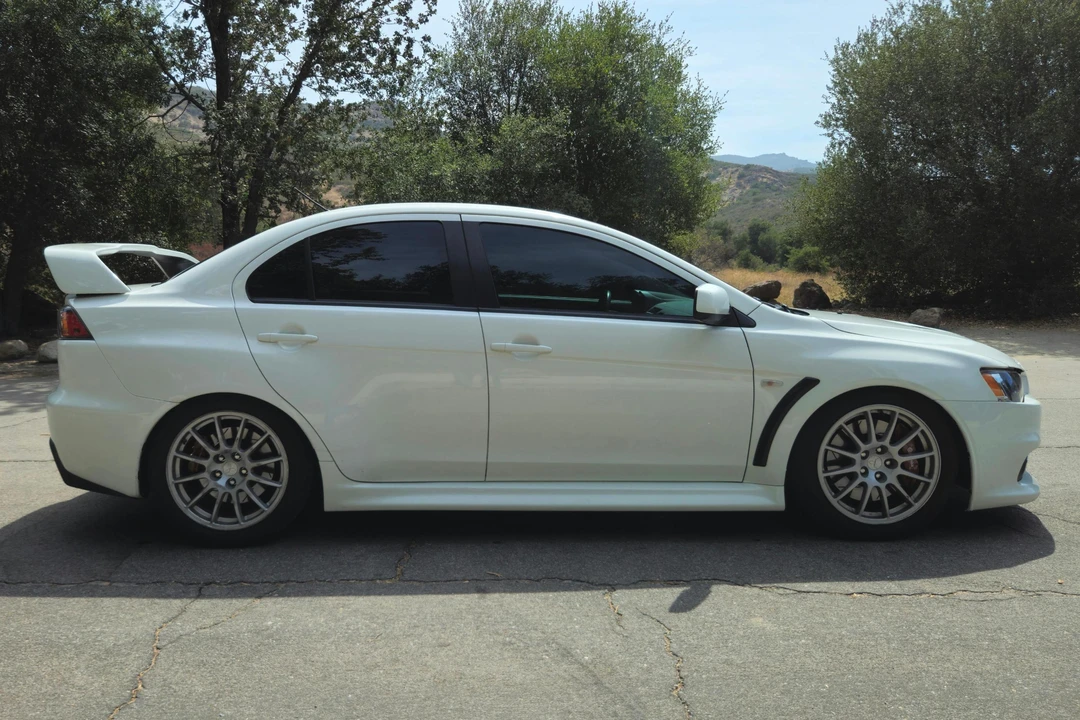 2010 Mitsubishi Lancer Evolution X 9th Gen - Image 3 of 31