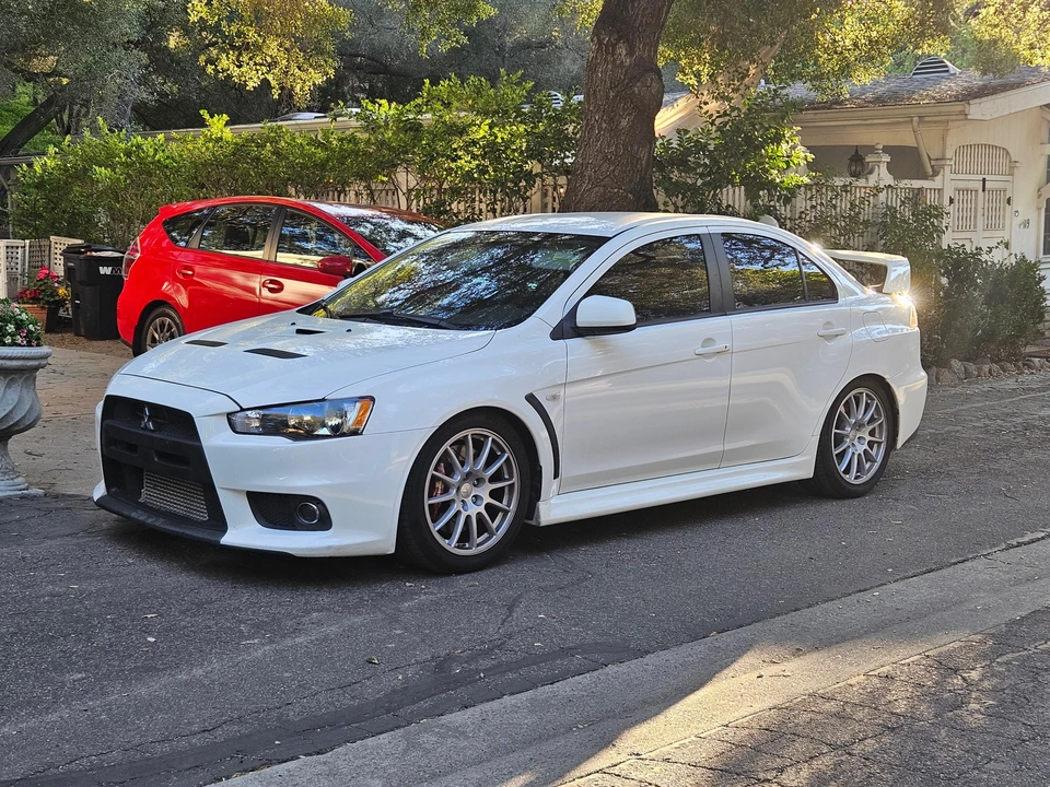 2010 Mitsubishi Lancer Evolution X 9th Gen - Image 14 of 31