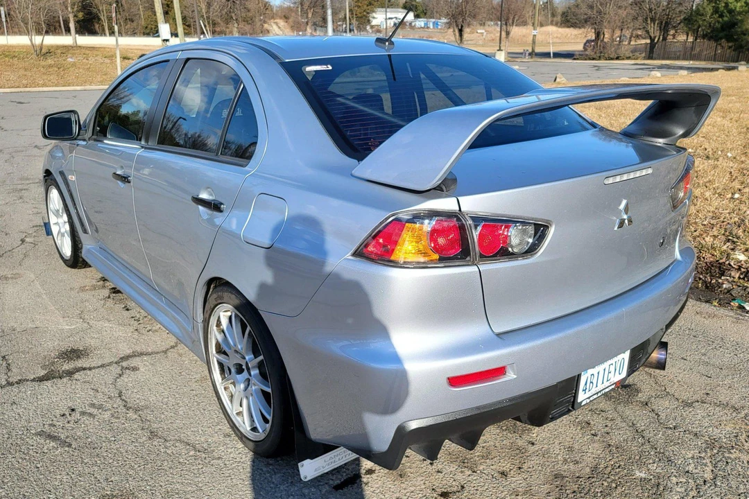 2010 Mitsubishi Lancer Evolution X 9th Gen - Image 5 of 31
