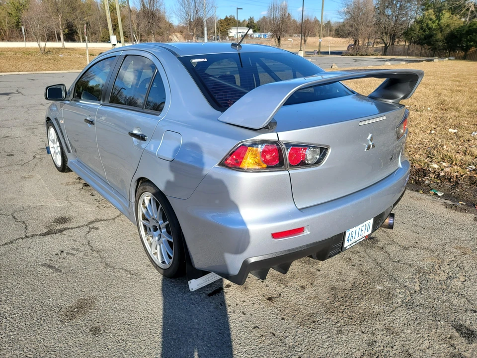 2010 Mitsubishi Lancer Evolution X 9th Gen - Image 12 of 31