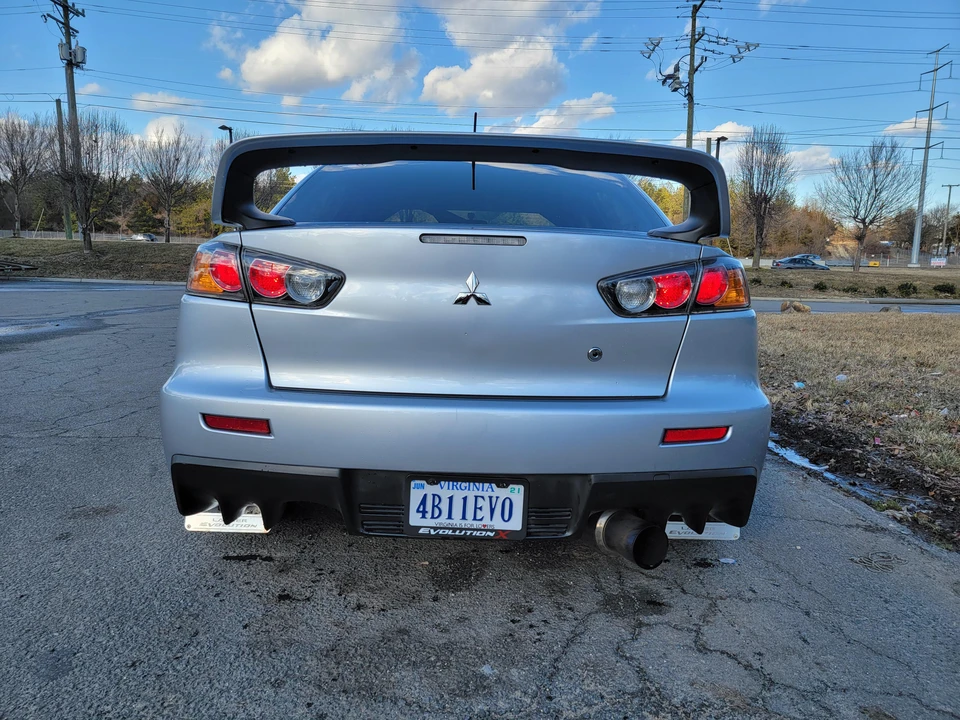2010 Mitsubishi Lancer Evolution X 9th Gen - Image 14 of 31