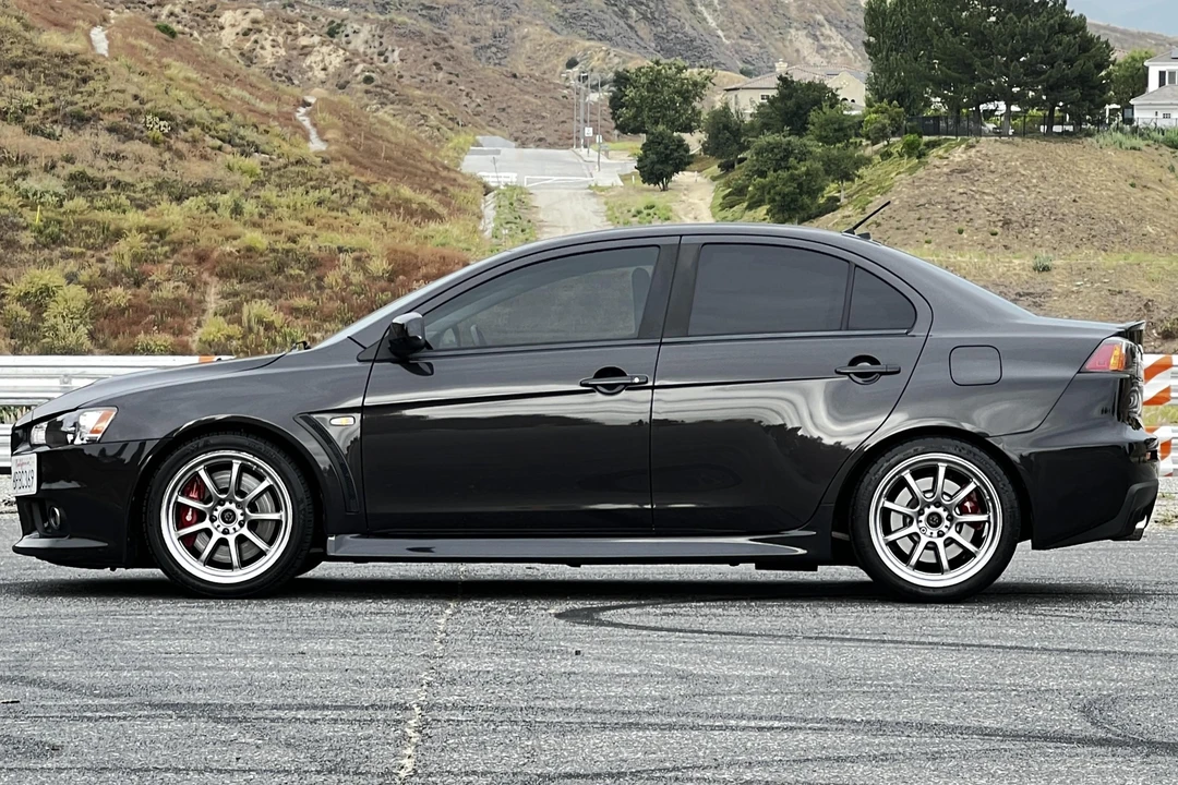 2010 Mitsubishi Lancer Evolution X 9th Gen - Image 3 of 31