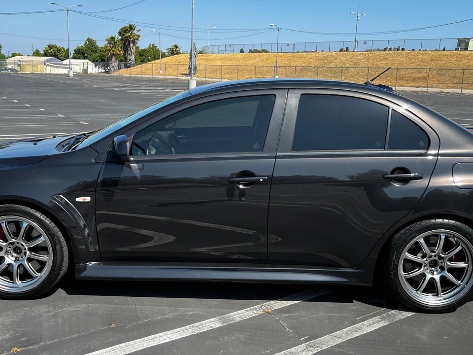 2010 Mitsubishi Lancer Evolution X 9th Gen - Image 24 of 31