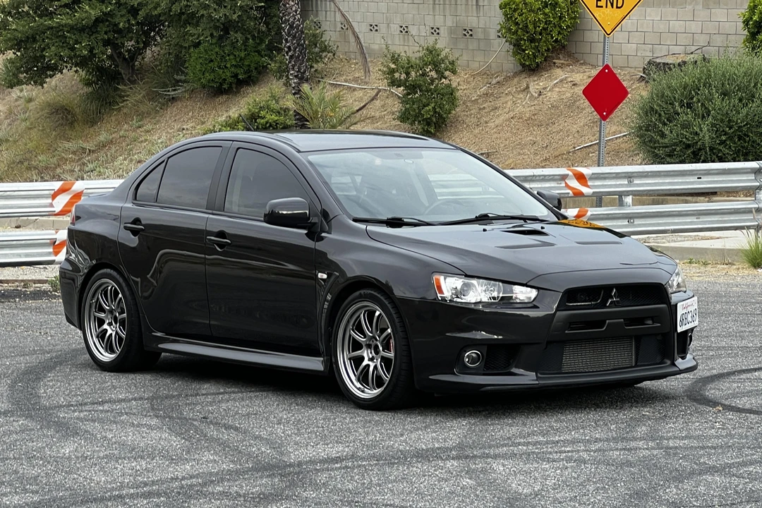 2010 Mitsubishi Lancer Evolution X 9th Gen - Image 11 of 31