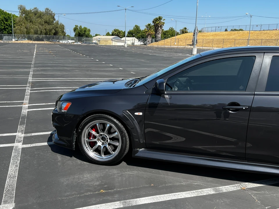 2010 Mitsubishi Lancer Evolution X 9th Gen - Image 18 of 31
