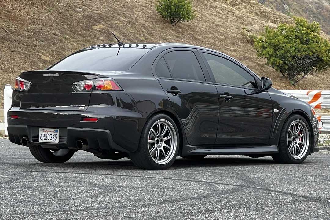 2010 Mitsubishi Lancer Evolution X 9th Gen - Image 4 of 31