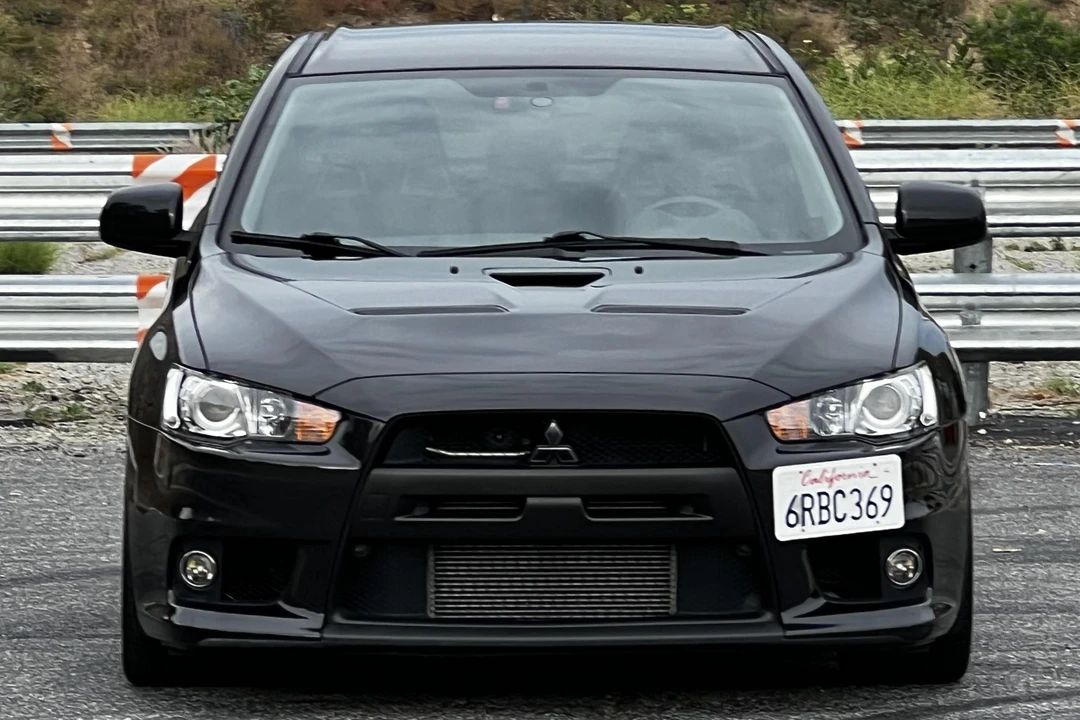2010 Mitsubishi Lancer Evolution X 9th Gen - Image 2 of 31