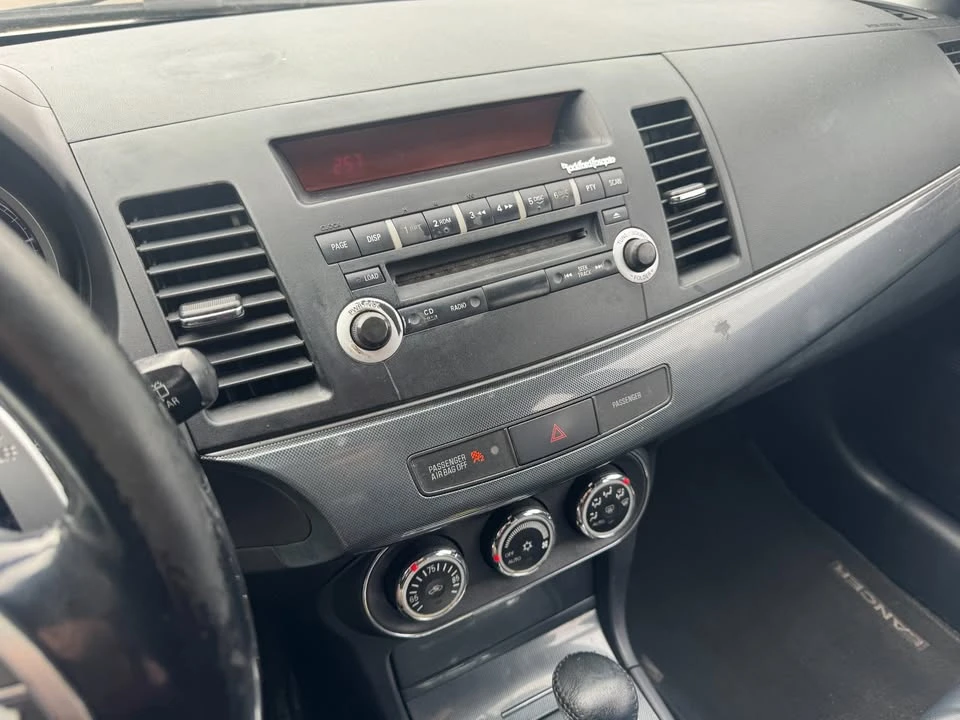 2010 Mitsubishi Lancer 8th Gen - Image 11 of 17