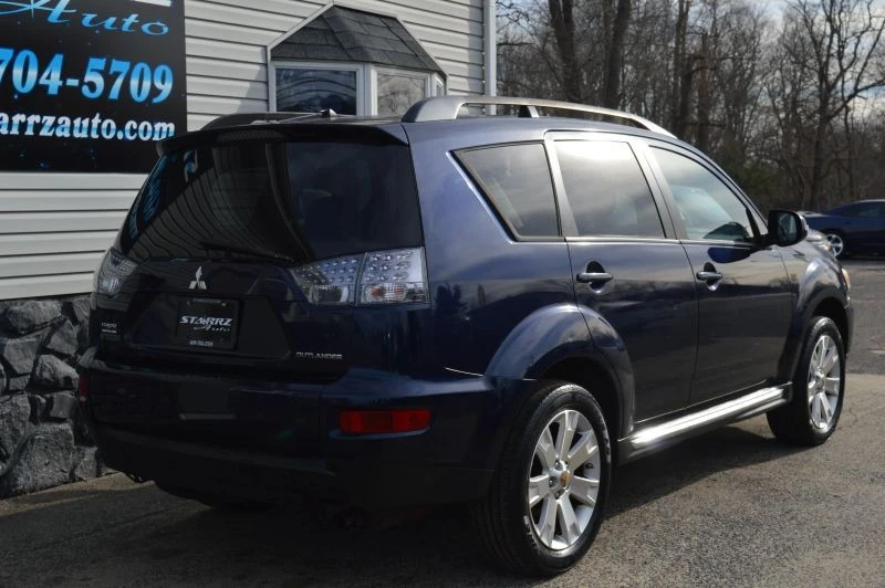 2010 Mitsubishi Outlander - Image 5 of 12