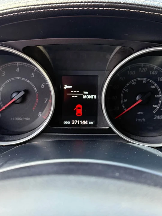 2010 Mitsubishi Outlander - Image 8 of 10