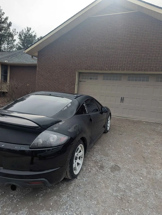 2010 Mitsubishi Eclipse 4th Gen - Image 3 of 10
