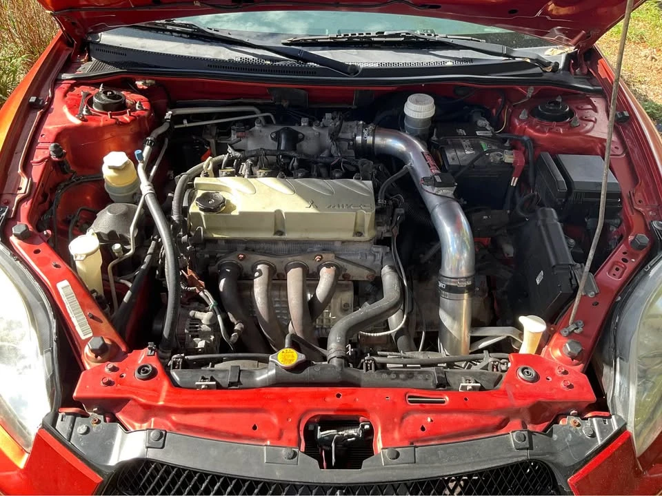 2010 Mitsubishi Eclipse 4th Gen - Image 10 of 12