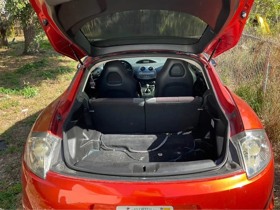2010 Mitsubishi Eclipse 4th Gen - Image 9 of 12