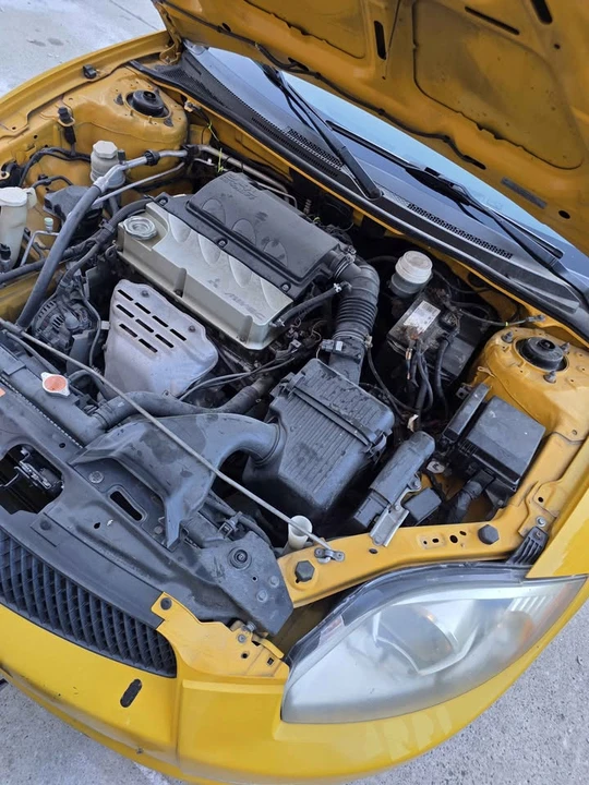 2009 Mitsubishi Eclipse 4th Gen - Image 9 of 11