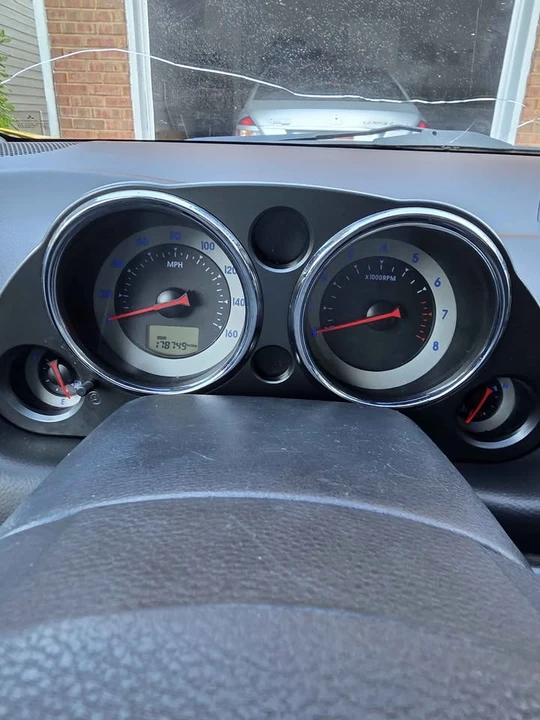 2009 Mitsubishi Eclipse 4th Gen - Image 3 of 11