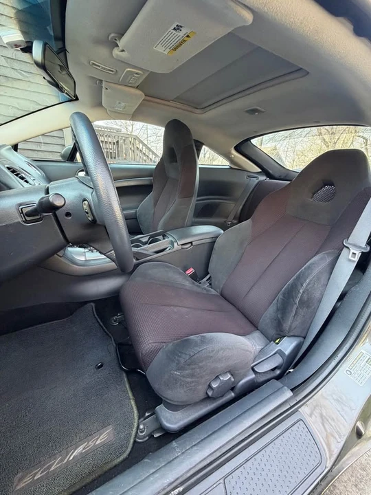 2010 Mitsubishi Eclipse 4th Gen - Image 7 of 10