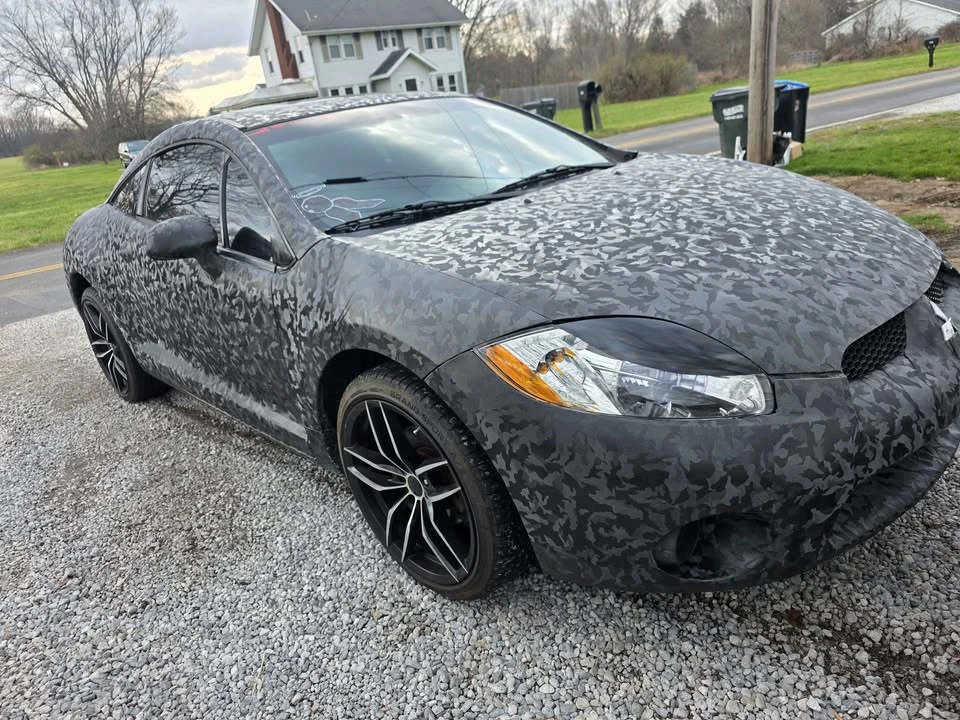 2010 Mitsubishi Eclipse 4th Gen - Image 2 of 8