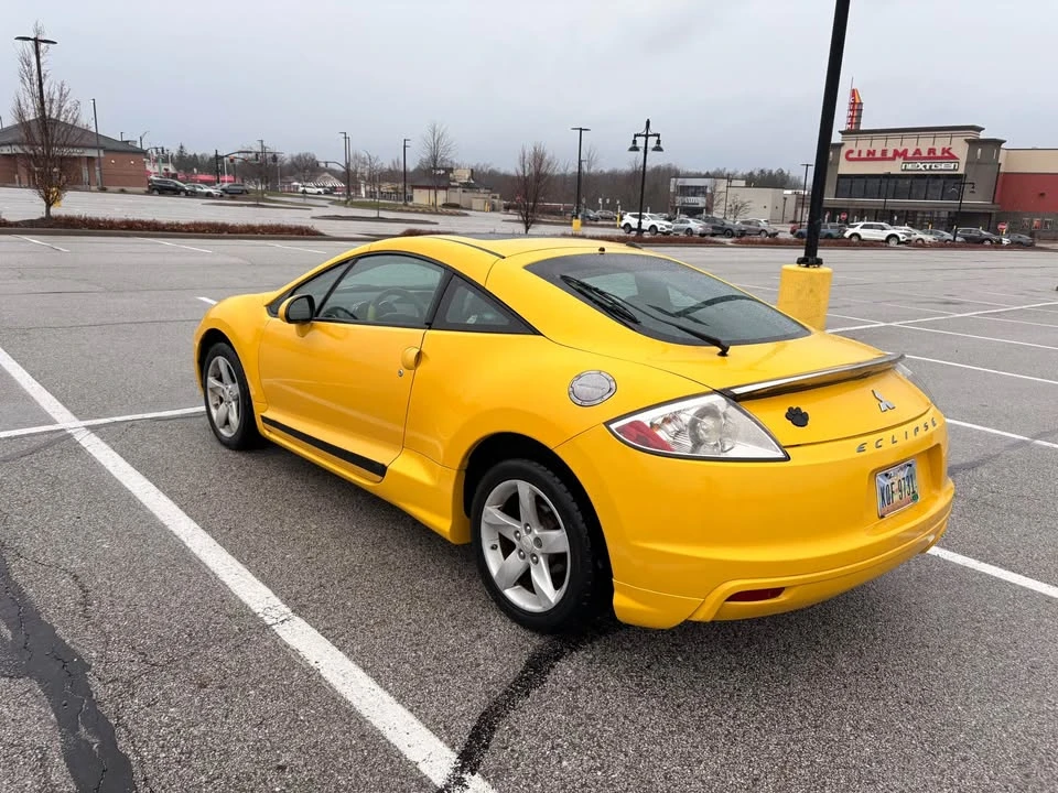 2010 Mitsubishi Eclipse 4th Gen - Image 4 of 7