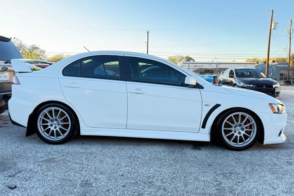 2010 Mitsubishi Lancer Evolution X 9th Gen - Image 5 of 19