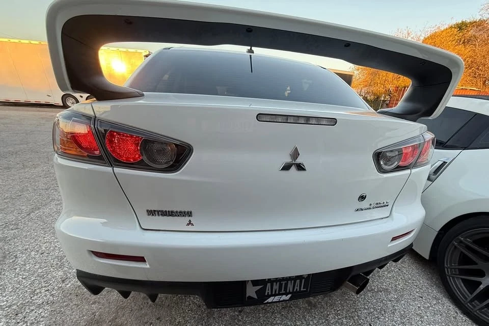 2010 Mitsubishi Lancer Evolution X 9th Gen - Image 18 of 19