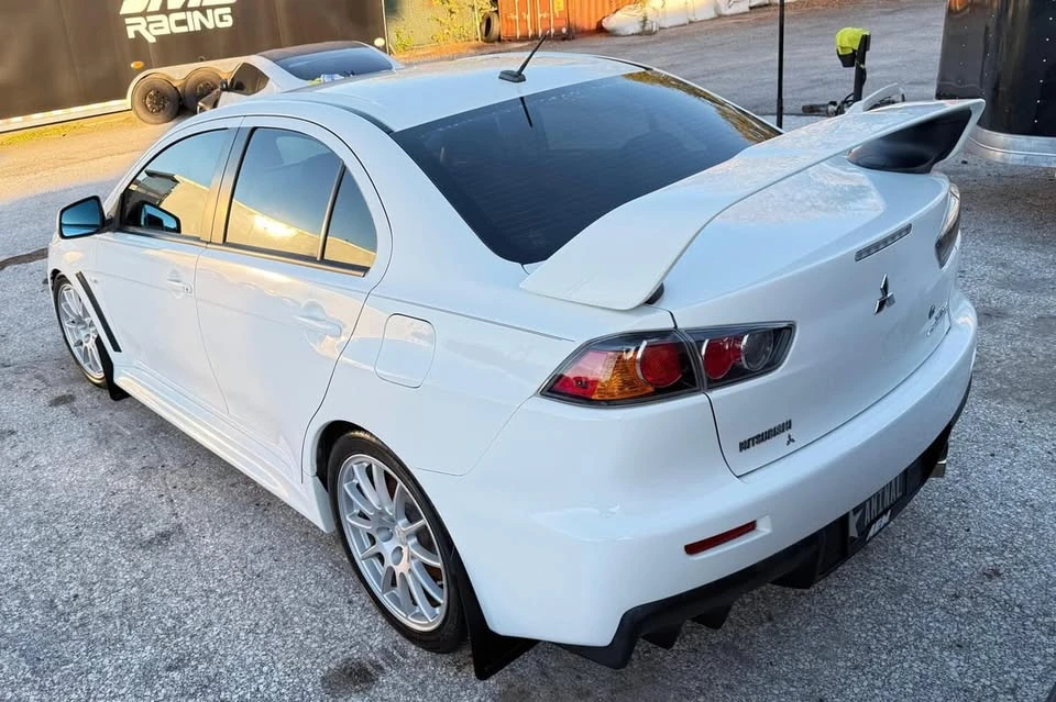 2010 Mitsubishi Lancer Evolution X 9th Gen - Image 17 of 19