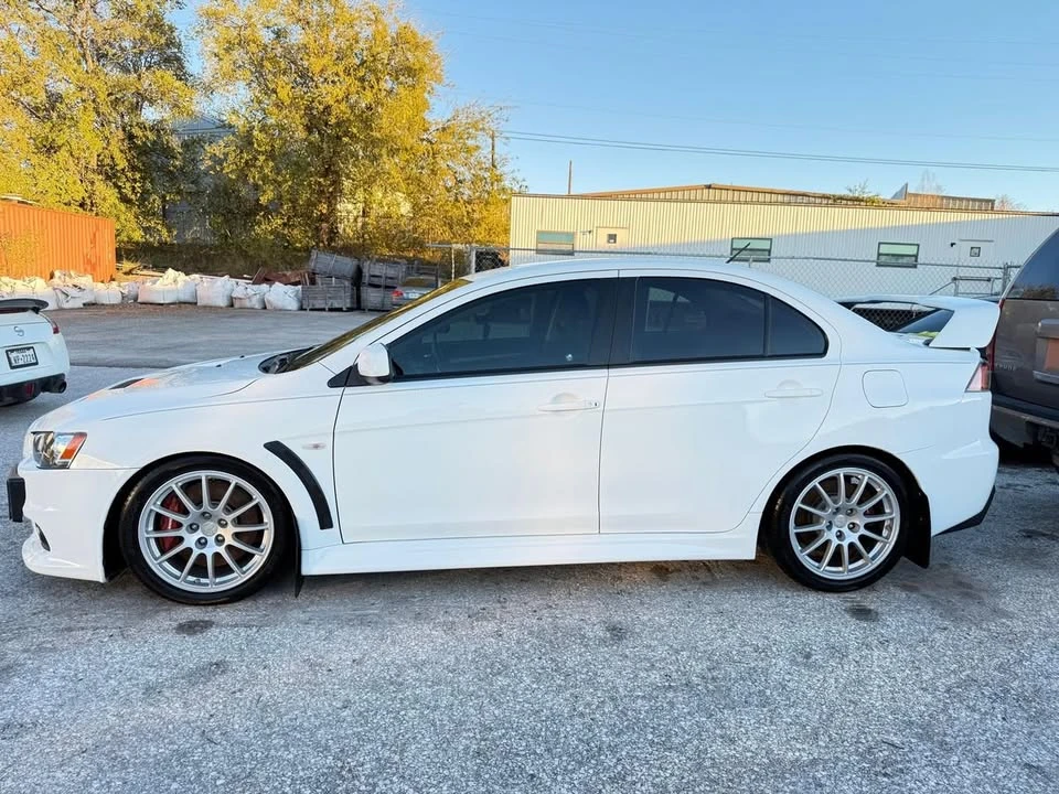 2010 Mitsubishi Lancer Evolution X 9th Gen - Image 16 of 19